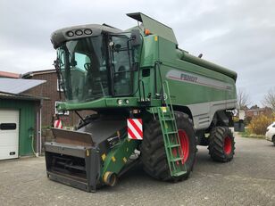 Fendt 6300 C grain harvester