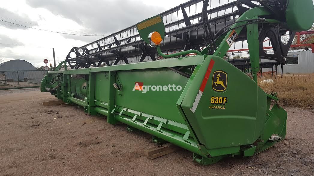 John Deere 630 Hydra flex grain header