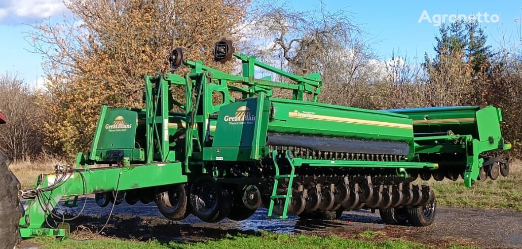 Great Plains 3S-4000 mechanical seed drill
