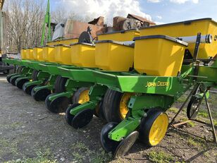 John Deere 7000 Пневматика пресизион Возможен обмін на комбайн або трактор  pneumatic precision seed drill