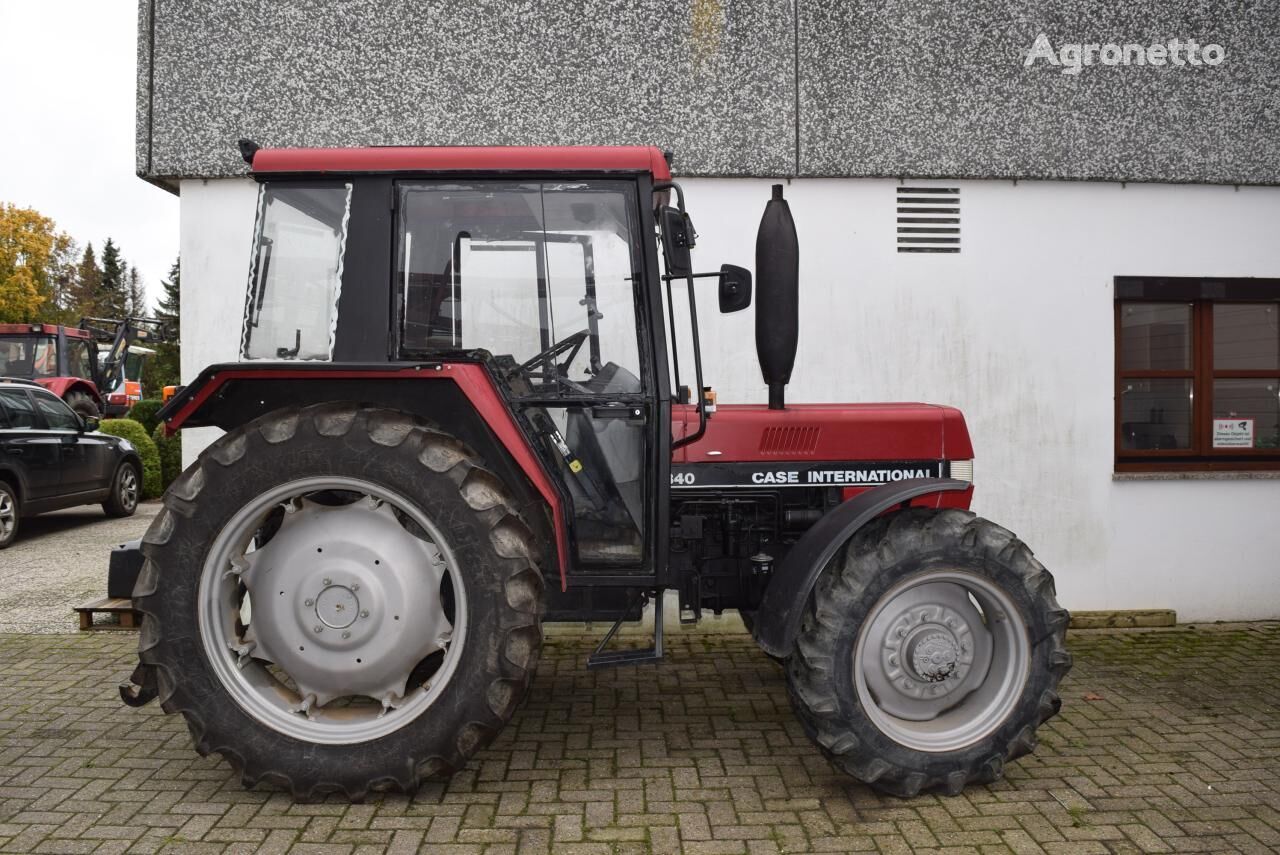 Case IH 840 AS wheel tractor