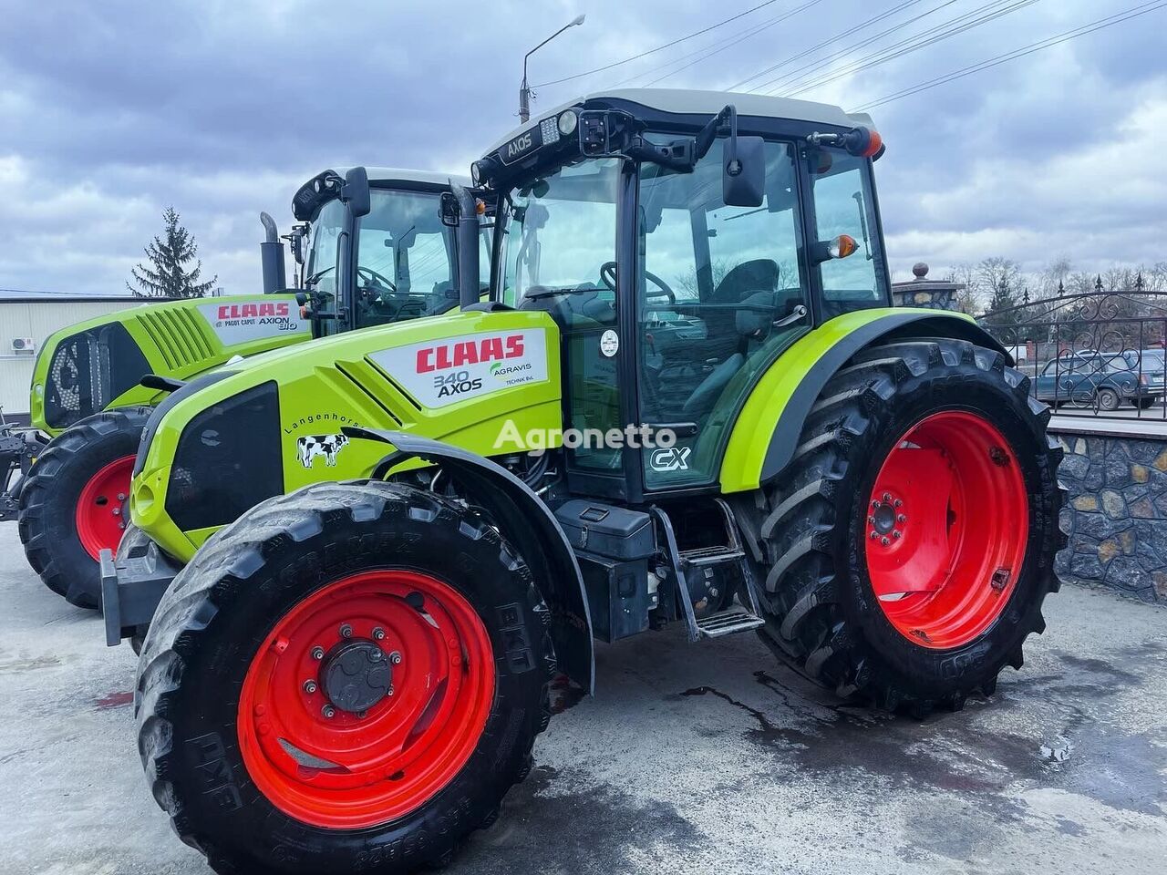 Claas Axos 340 wheel tractor