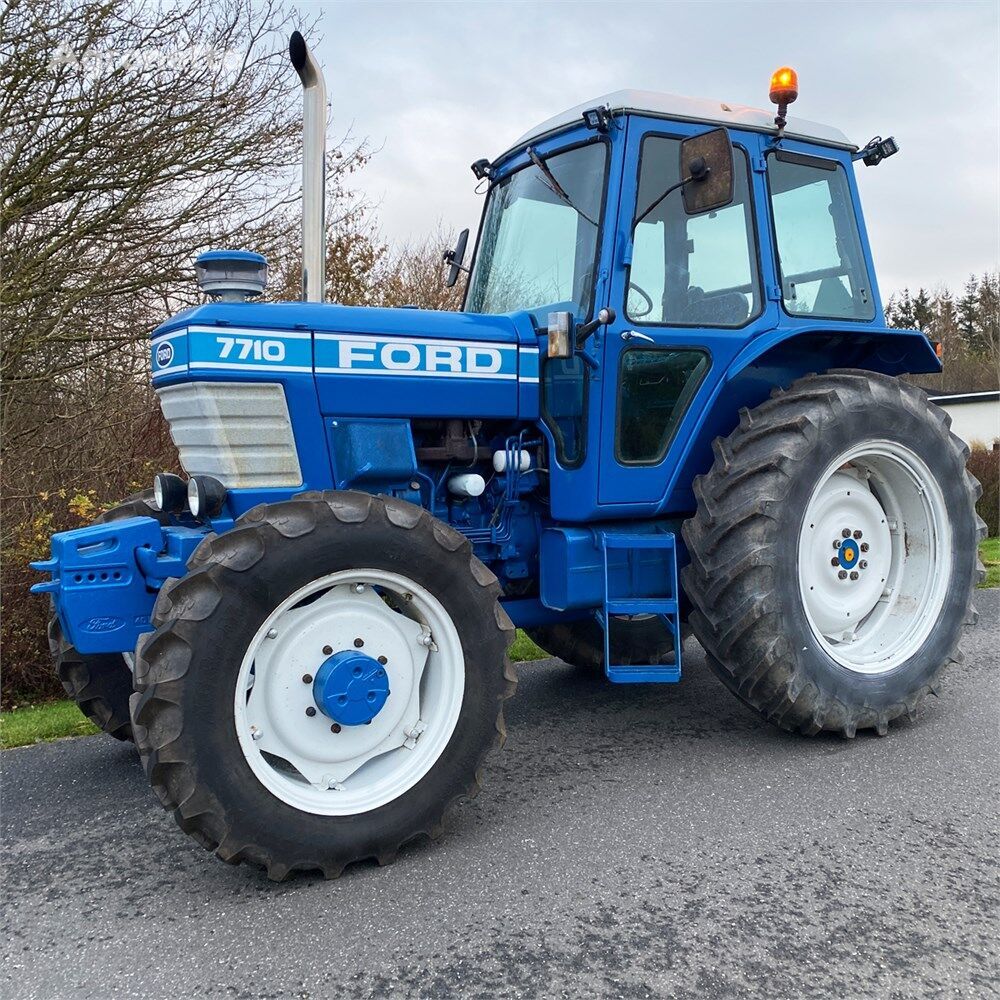 Ford 7710 wheel tractor