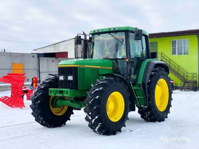John Deere 6800 wheel tractor