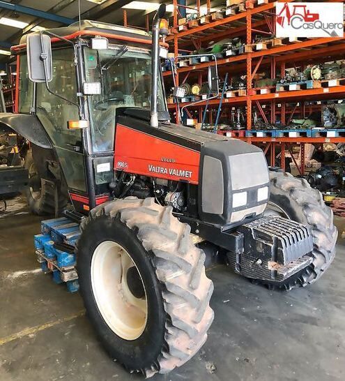 Valtra 900S wheel tractor for parts