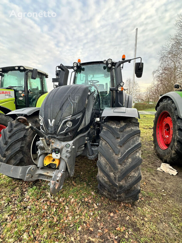 Valtra T234 D wheel tractor